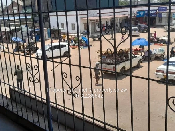 24-Hour Bottle Store – Unit N, Chitungwiza