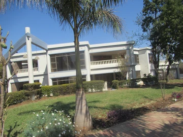 Perfect Home In Luxurious Style