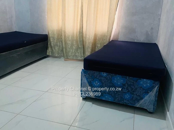 PROPERTY FOR SALE – ONGOING STUDENT ACCOMMODATION BUSINESS Location: Adelaide Park, Gweru