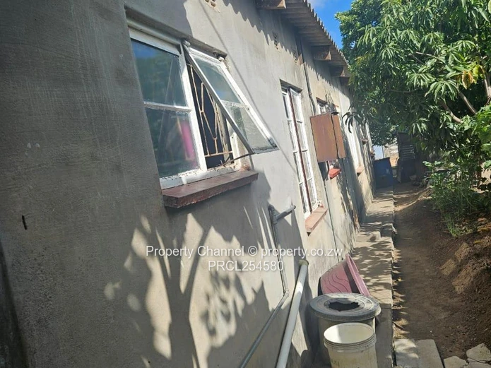 High- Yield Investment: 5-Bed Family Home in Gweru (Sole Mandate)
