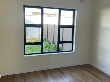 Flat & Apartment