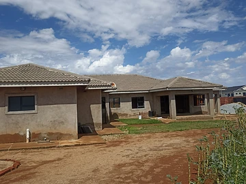 4 Bedunfinished in Haydon Park, Phase 2, Harare West