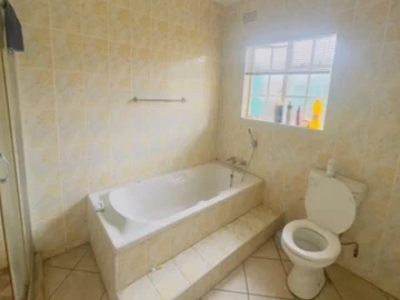 3 Bedroom Garden Flat