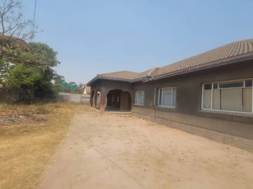 8 Bedroom House