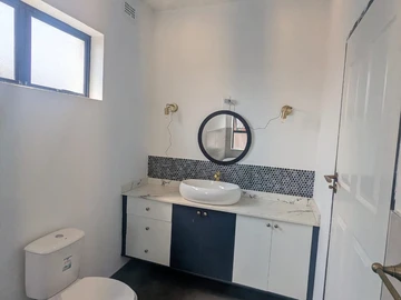 2 Bedroom Cottage
