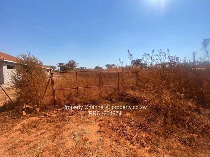 Vacant 1300m² Fenced Stand on Main Road – Crowhill Views