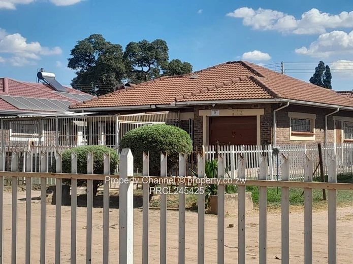  Spacious 3-Bedroom Family Home with Great Potential Prospect Waterfalls