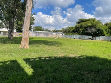 3 Bedroom Flat & Apartment