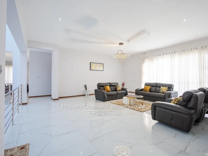 Sunlit 5-Bed Umwinsidale Home with Marble Floors