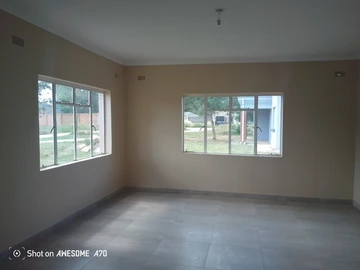 4 Bedroom Garden Flat