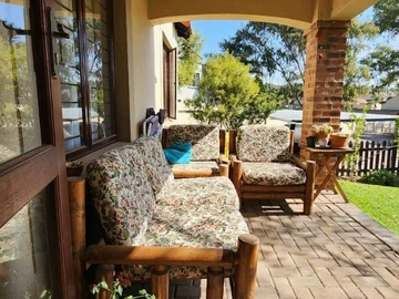 3 Bedroom Flat & Apartment