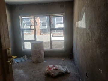 3 Bedroom Flat & Apartment