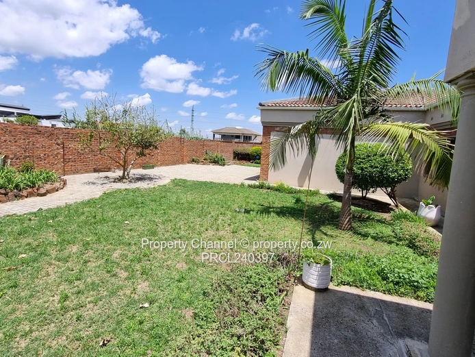 Prime Pomona Home | 1800sqm | Title Deeds Available (Sole Mandate)