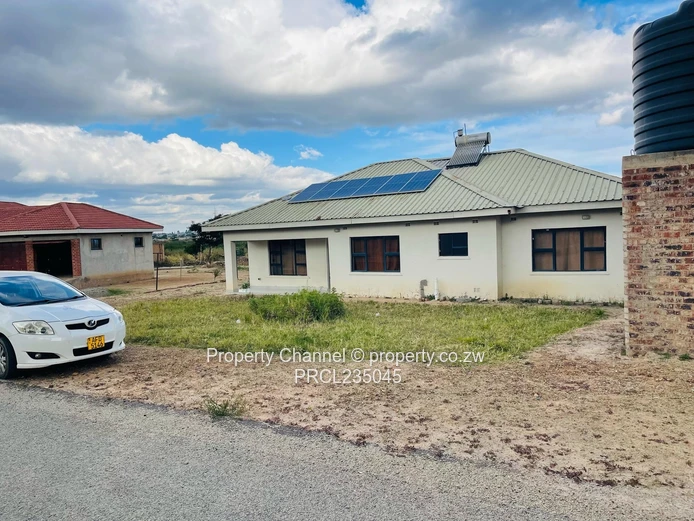 2 Bed House in Rockview, Ruwa