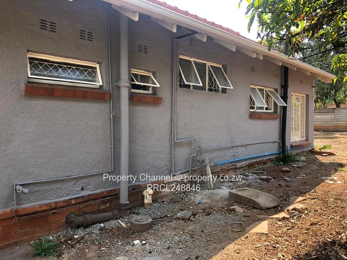 Available in Avondale West: Commercial Office Space to Share