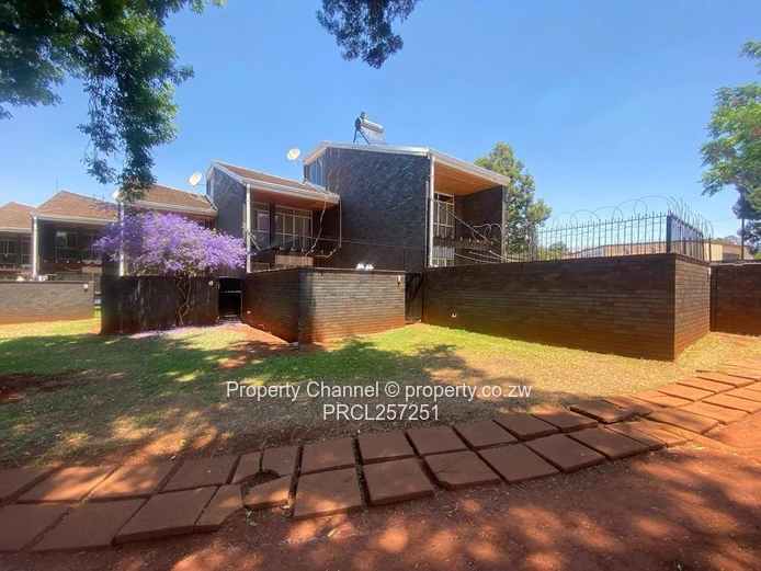 Spacious Two Bed Duplex Garden Flat in Avondale — Borehole & Jacaranda Views