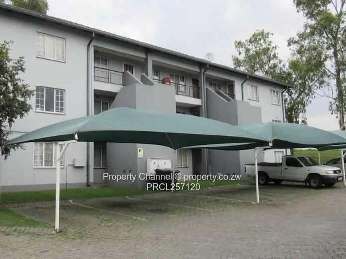 1-Bed Apartment in Secure Gated Complex in Sharonlea - Johannesburg, SA