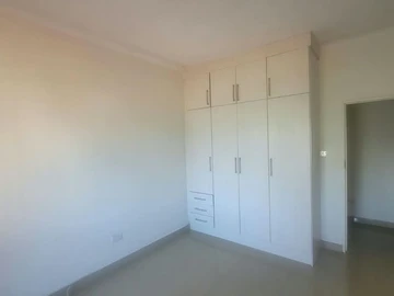 7 Bedroom House