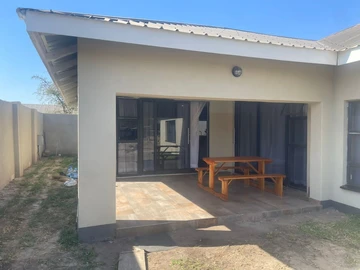 4 Bedroom Garden Flat