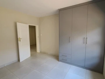 3 Bedroom Garden Flat