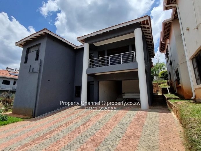 5-bed Carrick Creagh Villa With Modern Finishings (Sole Mandate)