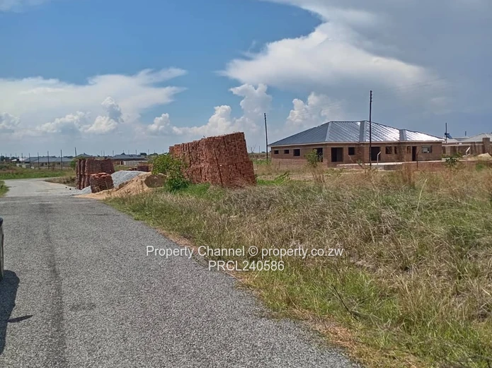 300m² Residential Land for Sale in ROSEWOOD PARK, NYABIRA - Good ZESA & Tarred Roads