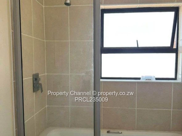 2 bed flat in a gated community