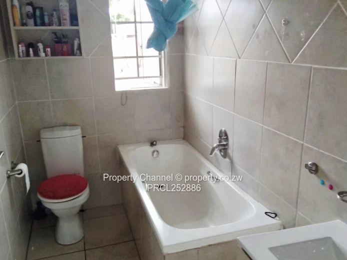 2 Bedroom Apartment For Sale In Radiokop, Johannesburg, South Africa