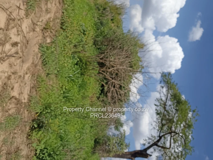 300m² Stand with Tarred Road Access — Chiedza Park, Harare South