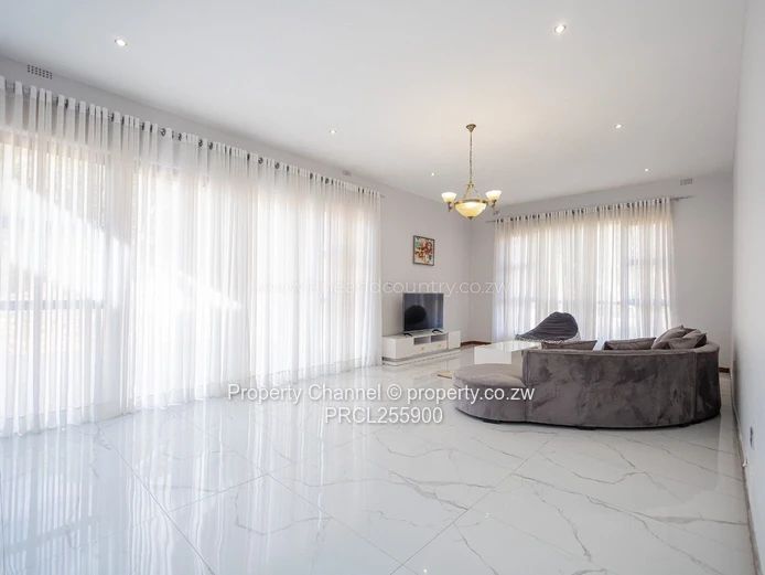 Sunlit 5-Bed Umwinsidale Home with Marble Floors