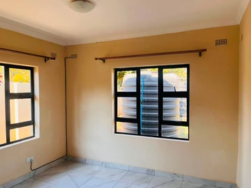 2 Bedroom Garden Flat
