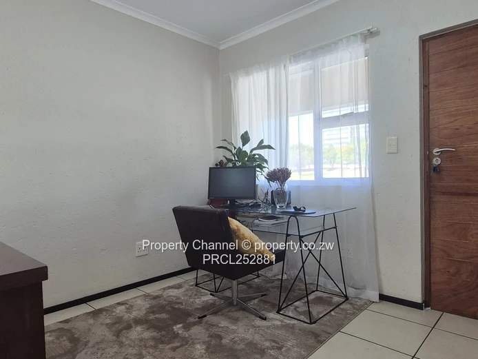 1 Bedroom Apartment For Sale in Ferndale, Johannesburg, South Africa