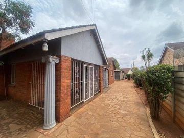 4 Bedroom House
