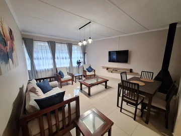 3 Bedroom Flat & Apartment