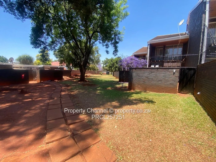 Spacious Two Bed Duplex Garden Flat in Avondale — Borehole & Jacaranda Views