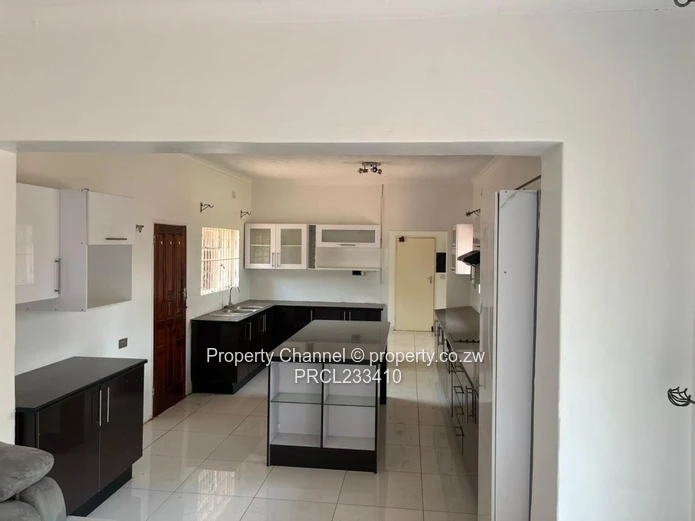 Spacious and Elegant Family Home in Leafy Chisipite Suburb