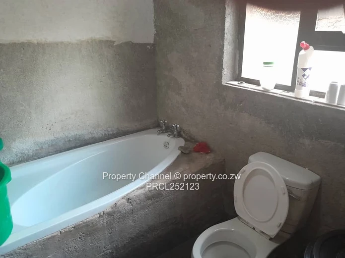 House for Rent in Aspindale Park Gated Community (Sole Mandate)