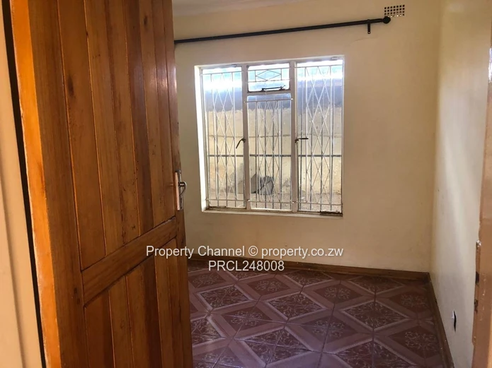 A Spacious 4-Bed House in Bloomingdale