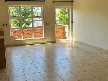 3 Bedroom Flat & Apartment