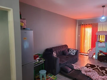 2 Bedroom Flat & Apartment