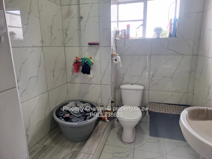 Old Marlborough cozy duplex just off Harare Drive.