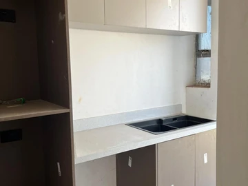 3 Bedroom Flat & Apartment