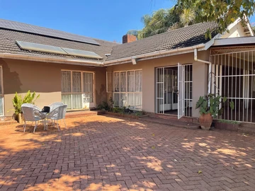 4 Bedroom House
