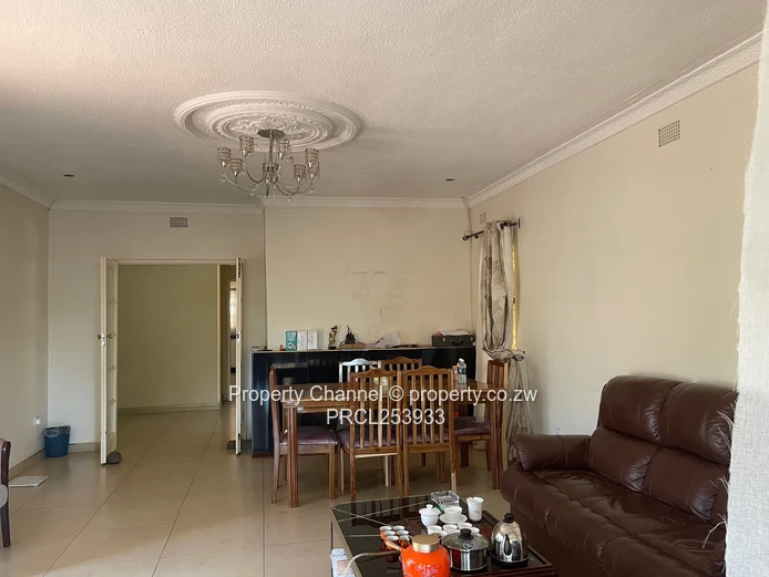 4 bed house with lots of Investments opportunities 
