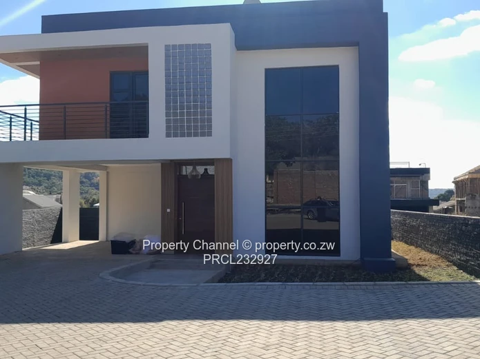 4 Bedrooms All en suite Extra Ultra Modern