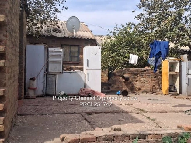 Karoi 2-Bed Brick Home 
