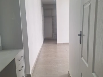 4 Bedroom Garden Flat