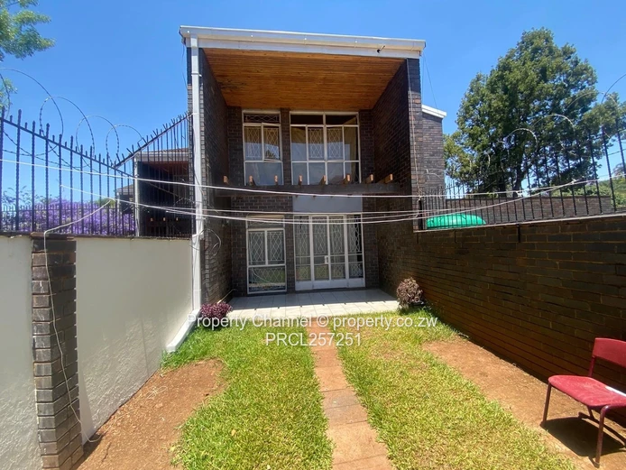 Spacious Two Bed Duplex Garden Flat in Avondale — Borehole & Jacaranda Views