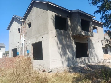 3 Bedroom Flat & Apartment