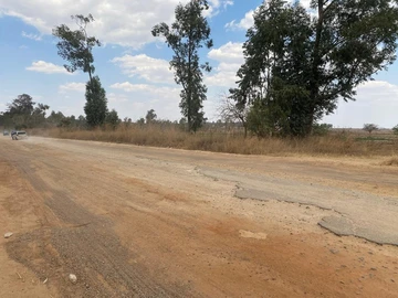 Commercial & Industrial Land